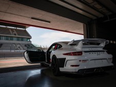 Conduzir Porsche GT3 1 volta + 1 volta em co-piloto